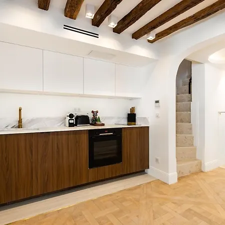 5#new 6 People - Saint-germain Notre-dame Apartament