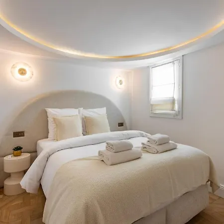 5#new 6 People - Saint-germain Notre-dame アパート *