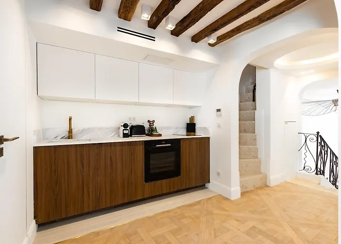 5#new 6 People - Saint-germain Notre-dame Apartment