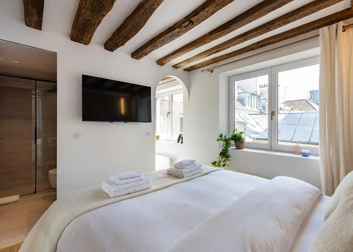5#new 6 People - Saint-germain Notre-dame * Paris